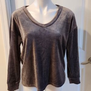 House of Harlow 1960 Revolve gray pullover Velour size Medium